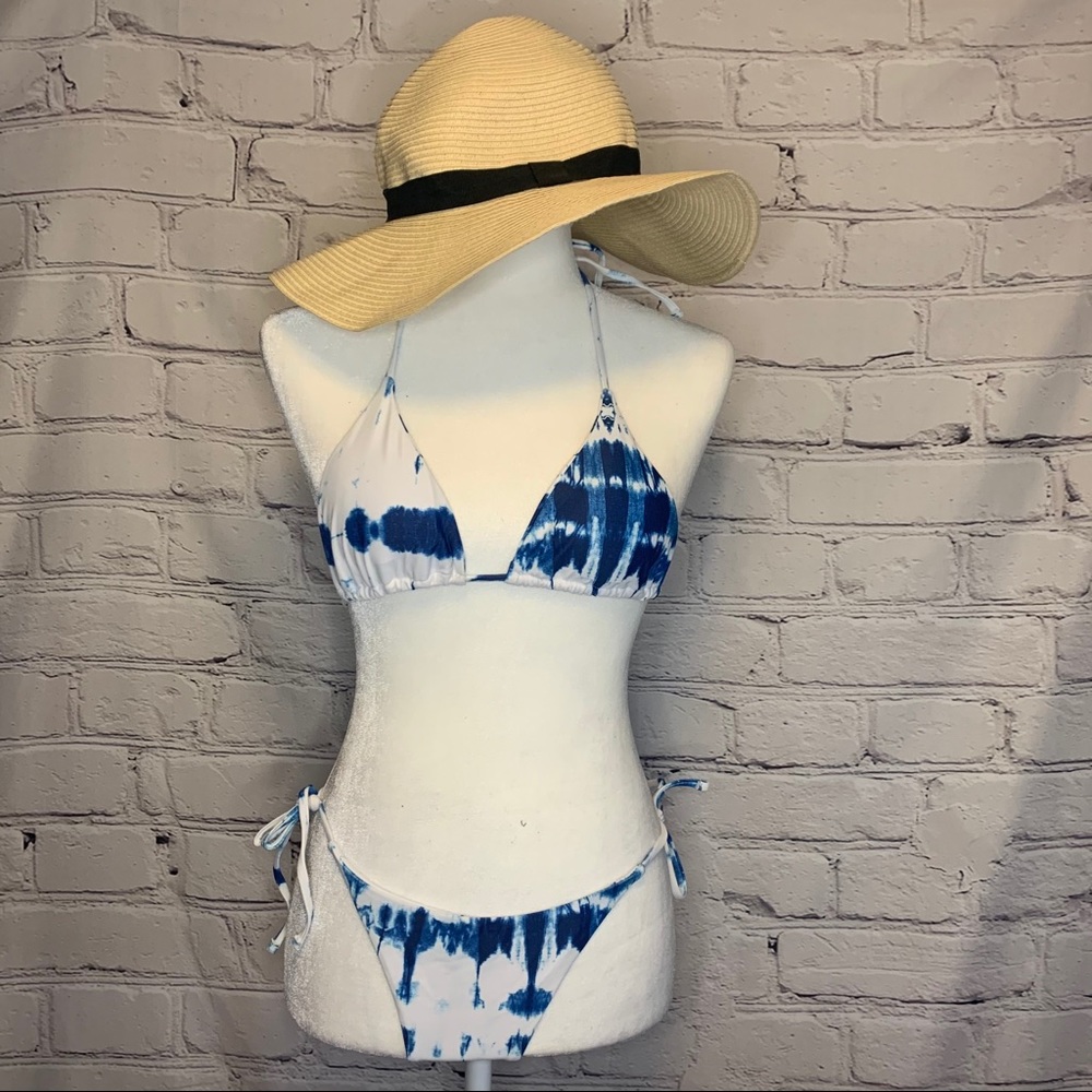 Blue tie dye bikini 👙